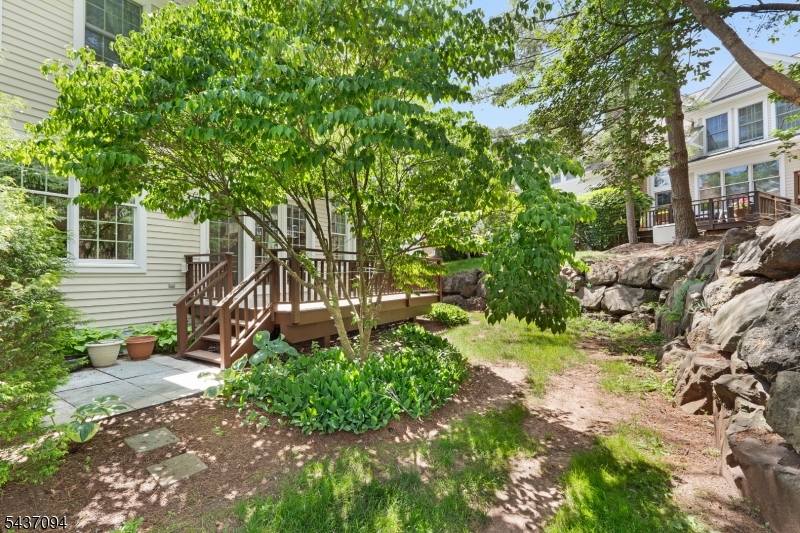 20 Polo Club Road Far Hills, NJ 07931 - Photo 3 of 29