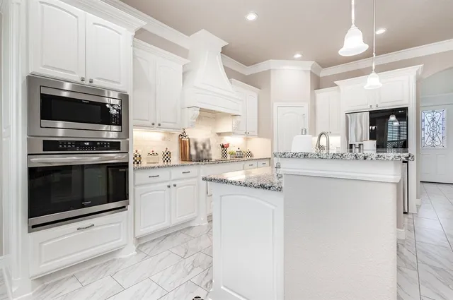 $426,500 | 649 Xavier Court, Waxahachie, TX 75165