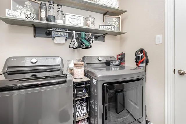 $426,500 | 649 Xavier Court, Waxahachie, TX 75165