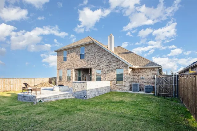 $426,500 | 649 Xavier Court, Waxahachie, TX 75165