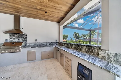 $669,000 | 3914 Southeast 20th Avenue, Cape Coral, FL 33904