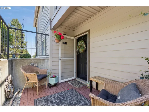 $248,500 | 20910 Fawn Court, Unit 1, West Linn, OR 97068