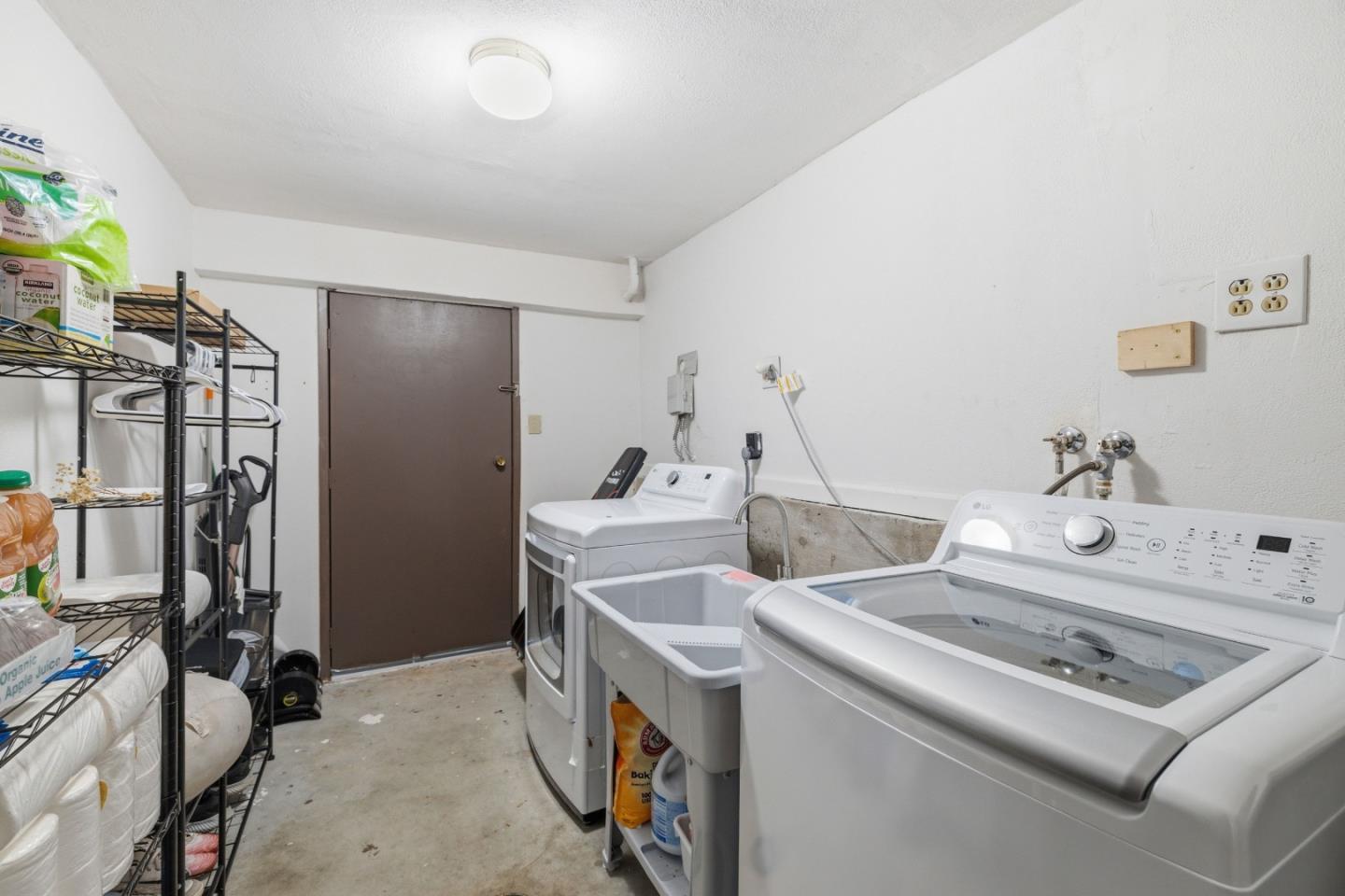 320 Fireside Road Boulder Creek, CA 95006 - Photo 17 of 45 a utility room with dryer and washer