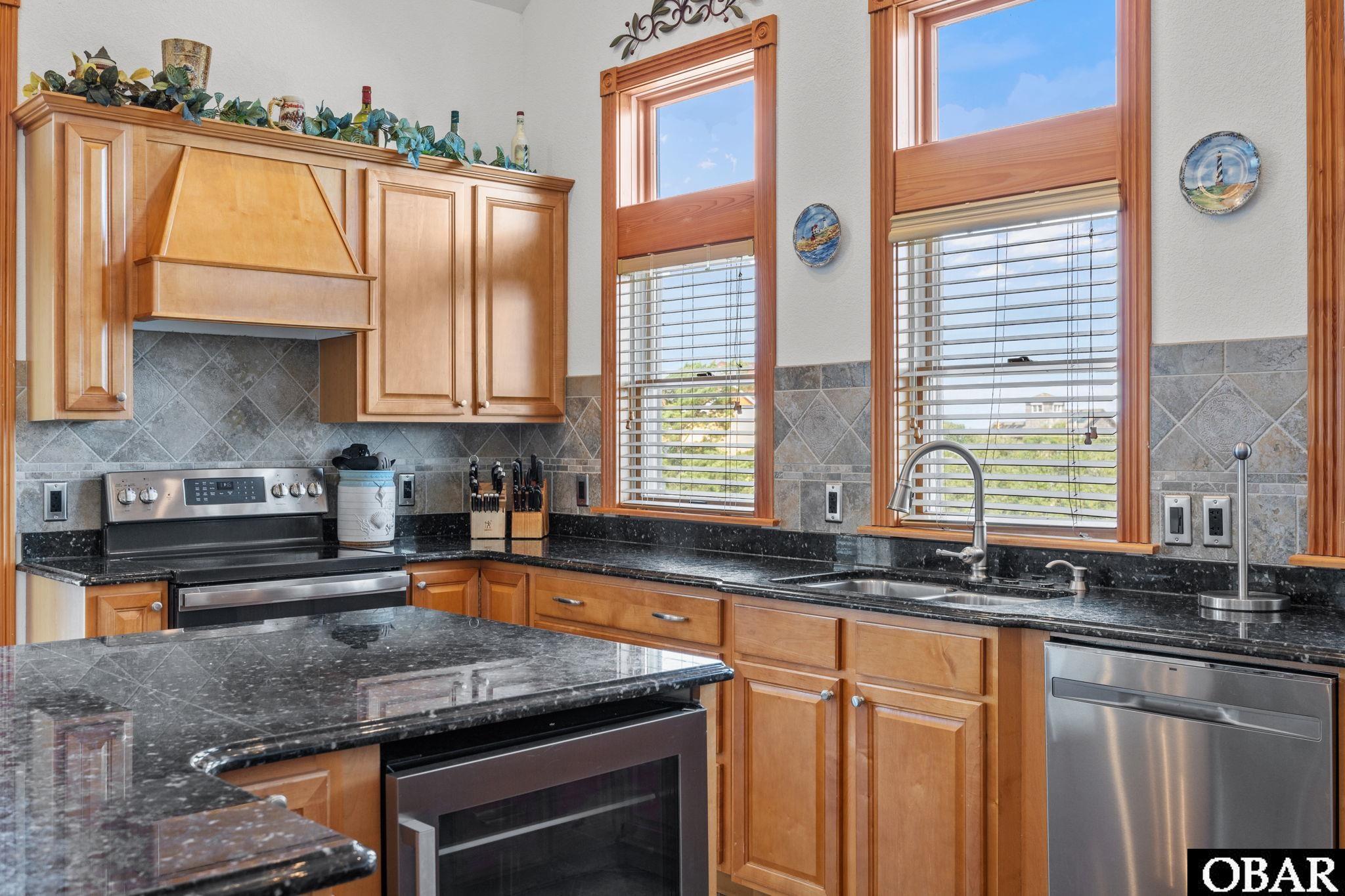 53114 Sundog Run Frisco, NC 27920 - Photo 9 of 48