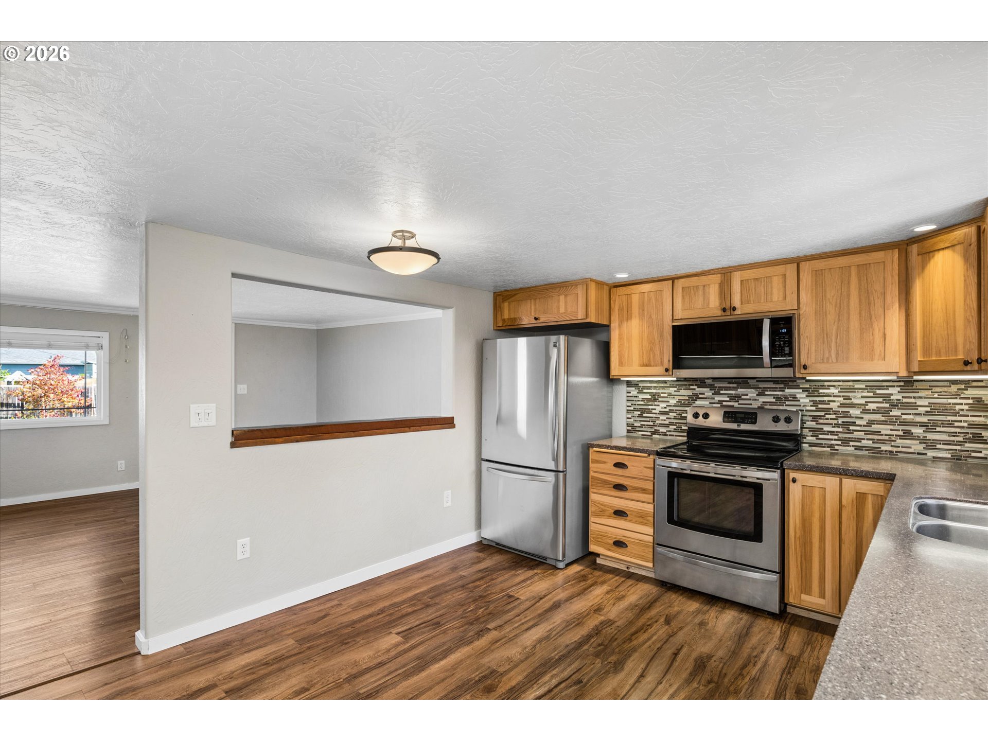 4725 Daisy Street Springfield, OR 97478 - Photo 15 of 43 Gallery Image 15