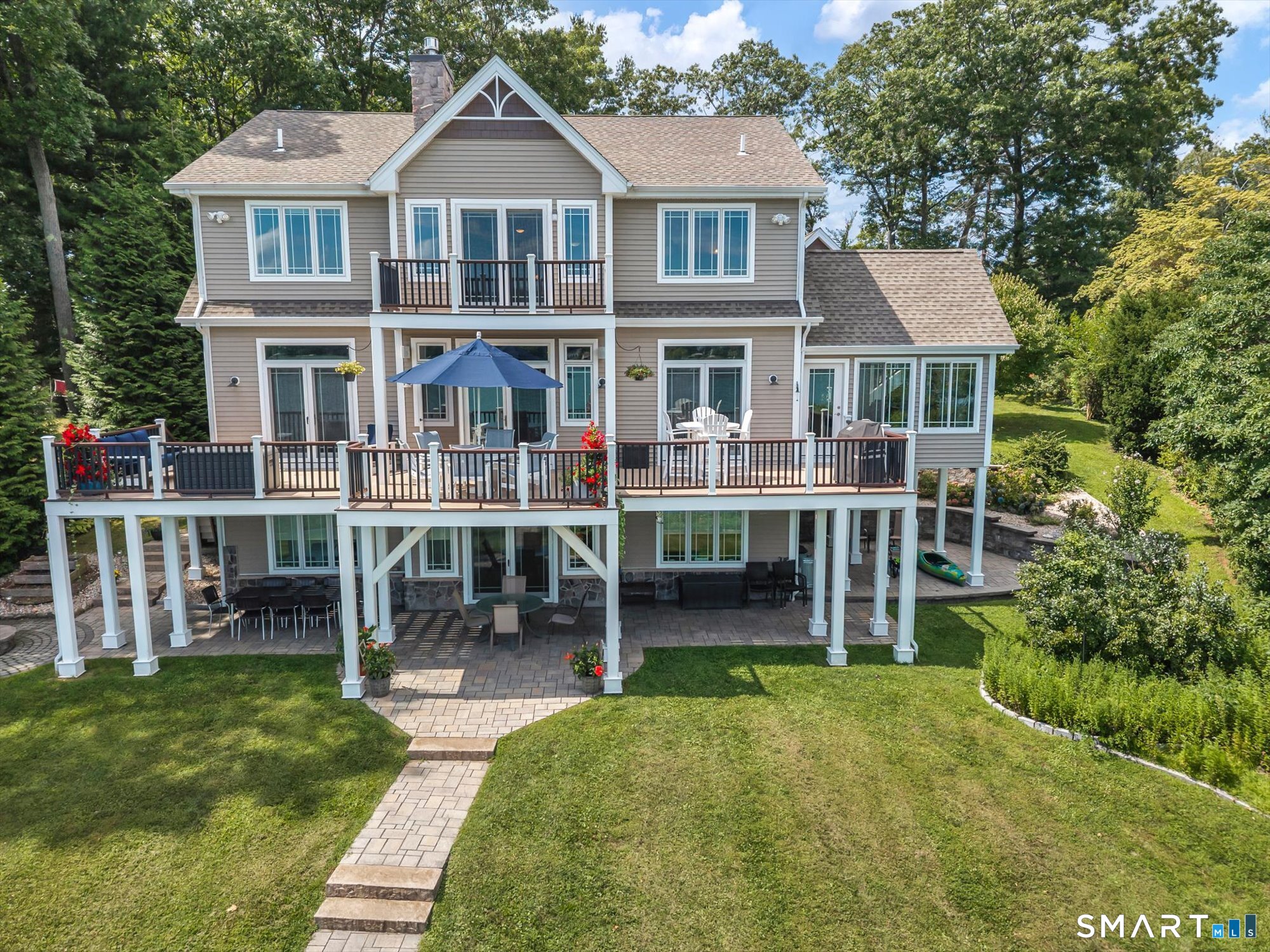 68 Spellman Point Road East Hampton, CT 06424 - Photo 5 of 39 Gallery Image 5