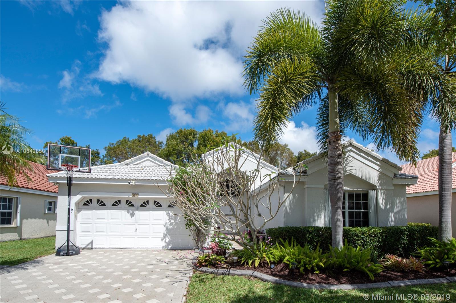 545 Slippery Rock Road Weston, FL 33327 - Photo 2 of 31 Gallery Image 2