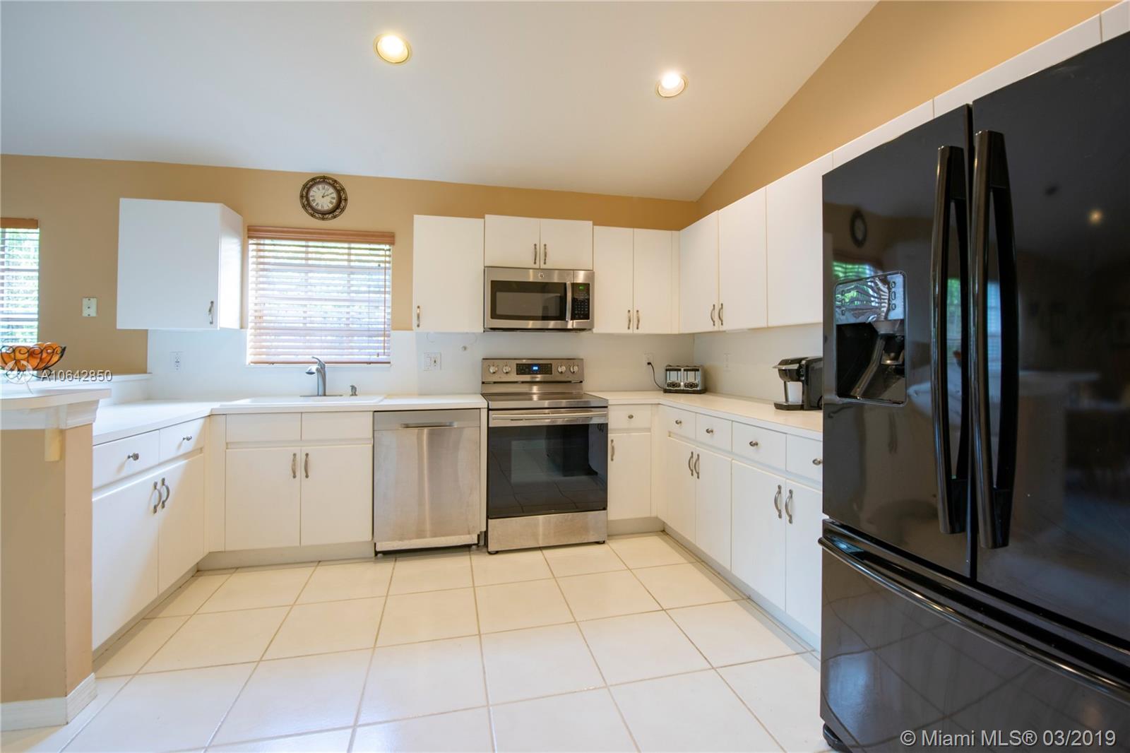 545 Slippery Rock Road Weston, FL 33327 - Photo 12 of 31 Gallery Image 12