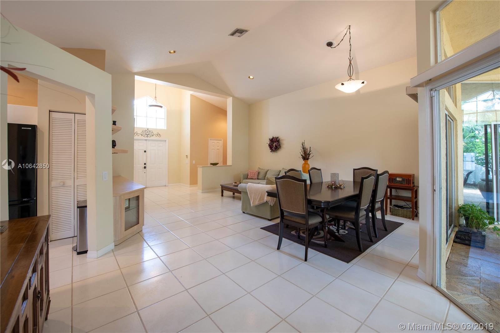 545 Slippery Rock Road Weston, FL 33327 - Photo 9 of 31 Gallery Image 9