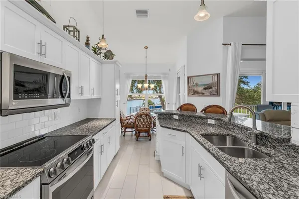 $469,000 | 275 Cays Drive, Unit 2208, Naples, FL 34114