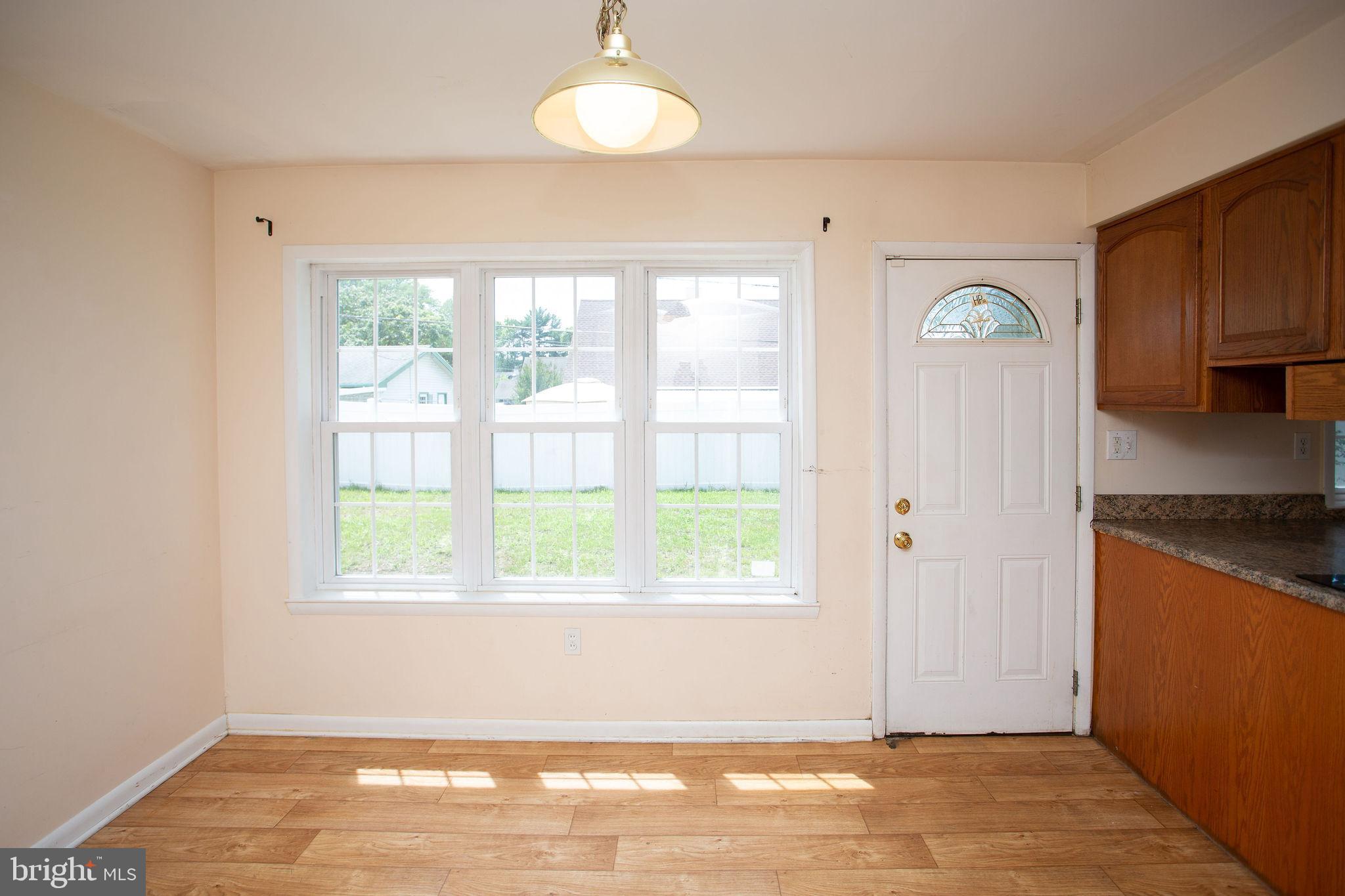 27 Bendix Lane Willingboro, NJ 08046 - Photo 10 of 49