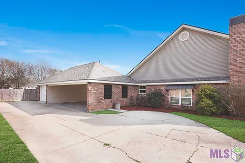 $315,000 | 12035 Arrowood Avenue, Baton Rouge, LA 70818
