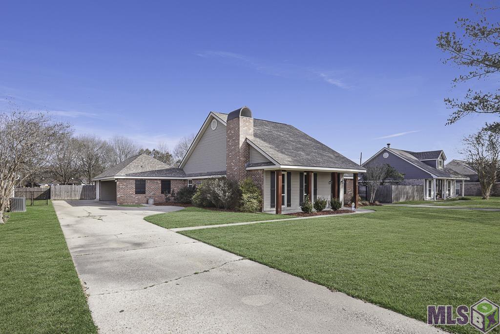 12035 Arrowood Avenue Baton Rouge, LA 70818 - Photo 25 of 26 Street View