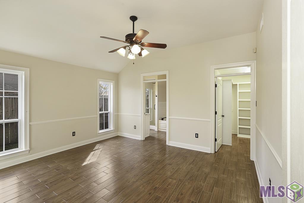 12035 Arrowood Avenue Baton Rouge, LA 70818 - Photo 10 of 26 Primary bedroom