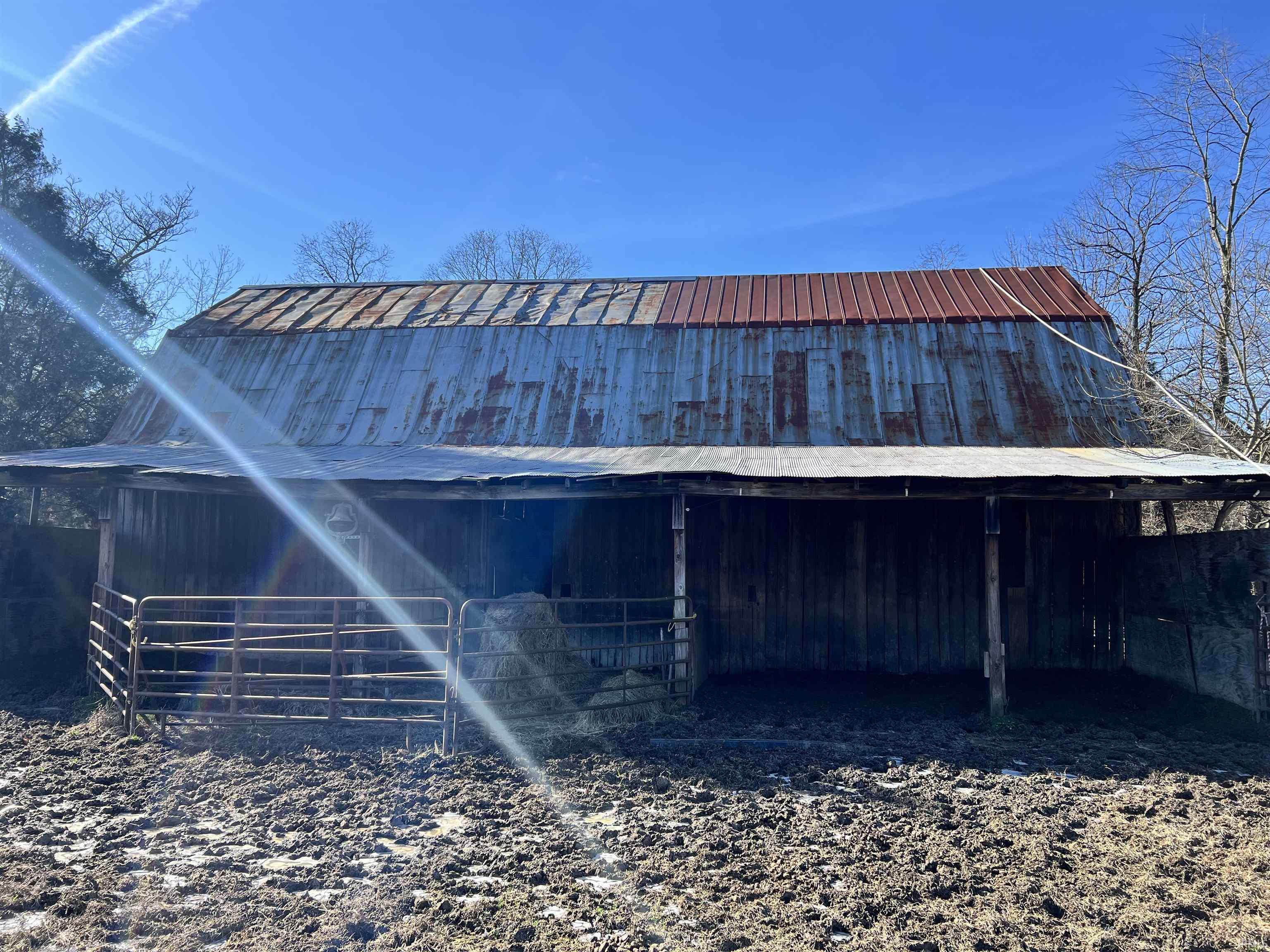 545 Sr Evanston, IN 47531 - Photo 12 of 36