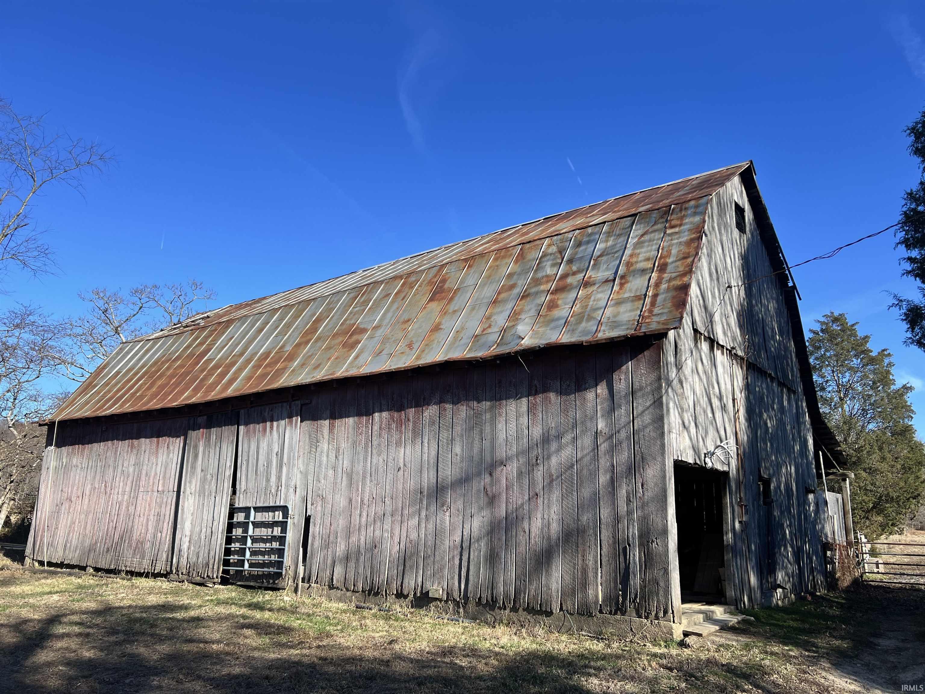 545 Sr Evanston, IN 47531 - Photo 4 of 36