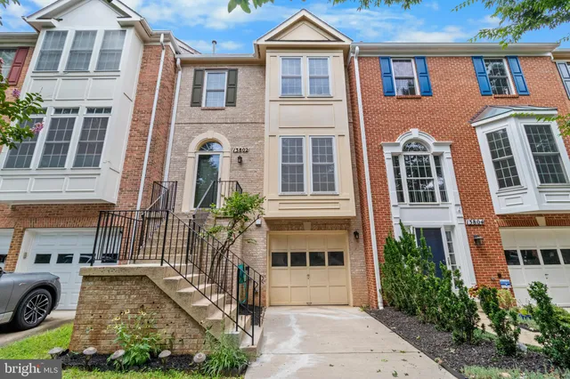 $870,000 | 13802 Lambertina Place, Rockville, MD 20850