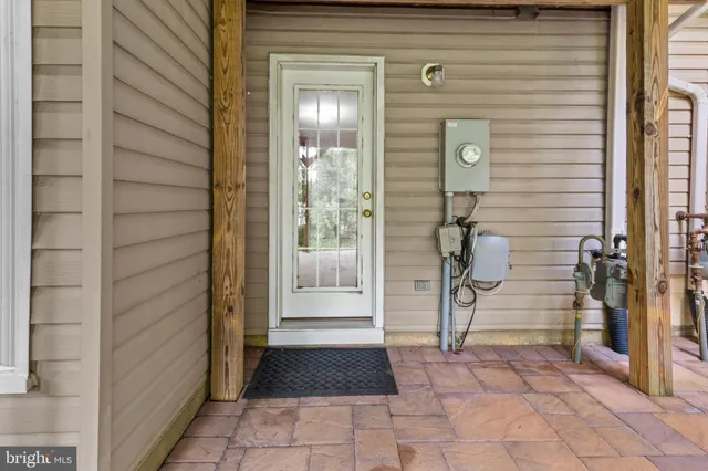 $870,000 | 13802 Lambertina Place, Rockville, MD 20850