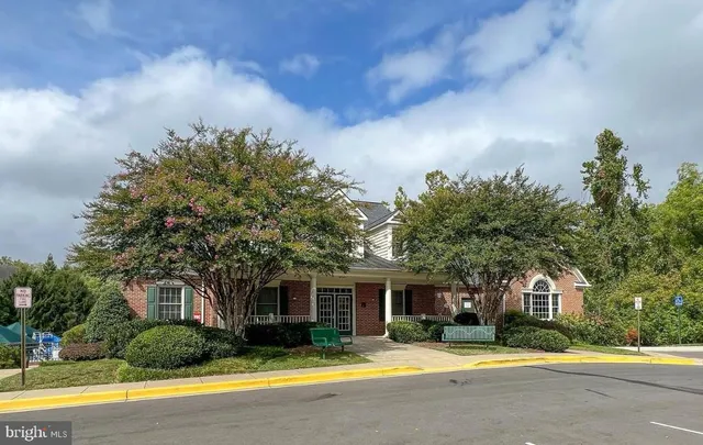 $870,000 | 13802 Lambertina Place, Rockville, MD 20850