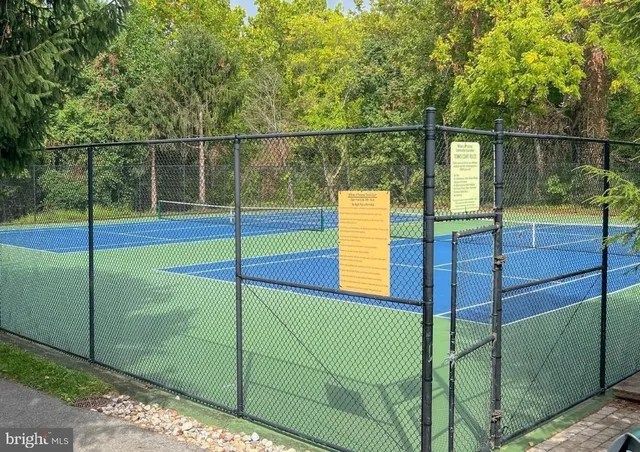 $870,000 | 13802 Lambertina Place, Rockville, MD 20850