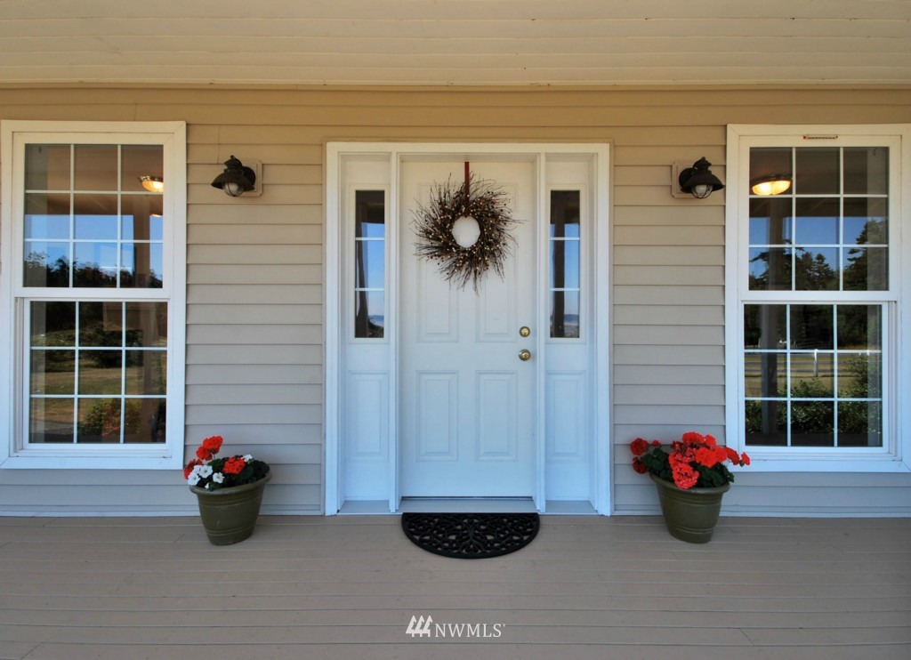 975 Engle Road Coupeville, WA 98239 - Photo 7 of 25 Gallery Image 7