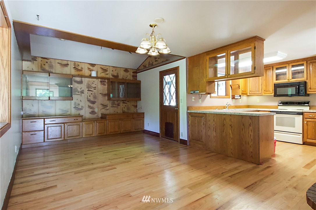 645 Camp Hayden Road Port Angeles, WA 98363 - Photo 10 of 40 Gallery Image 10