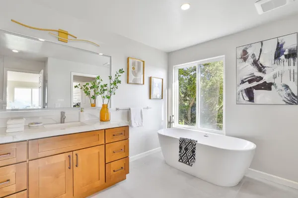 $2,480,000 | 15 Serramar Drive, Oakland, CA 94611