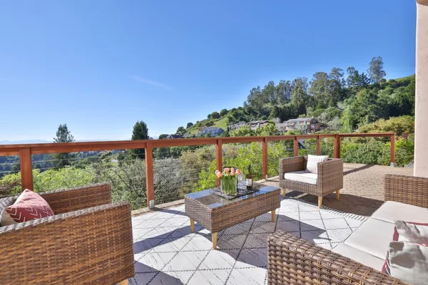 $2,480,000 | 15 Serramar Drive, Oakland, CA 94611