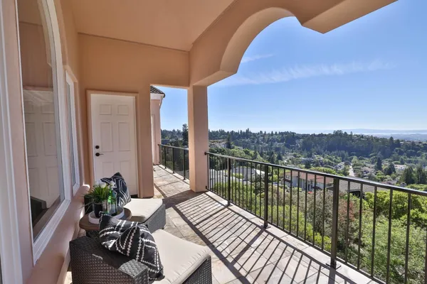$2,480,000 | 15 Serramar Drive, Oakland, CA 94611