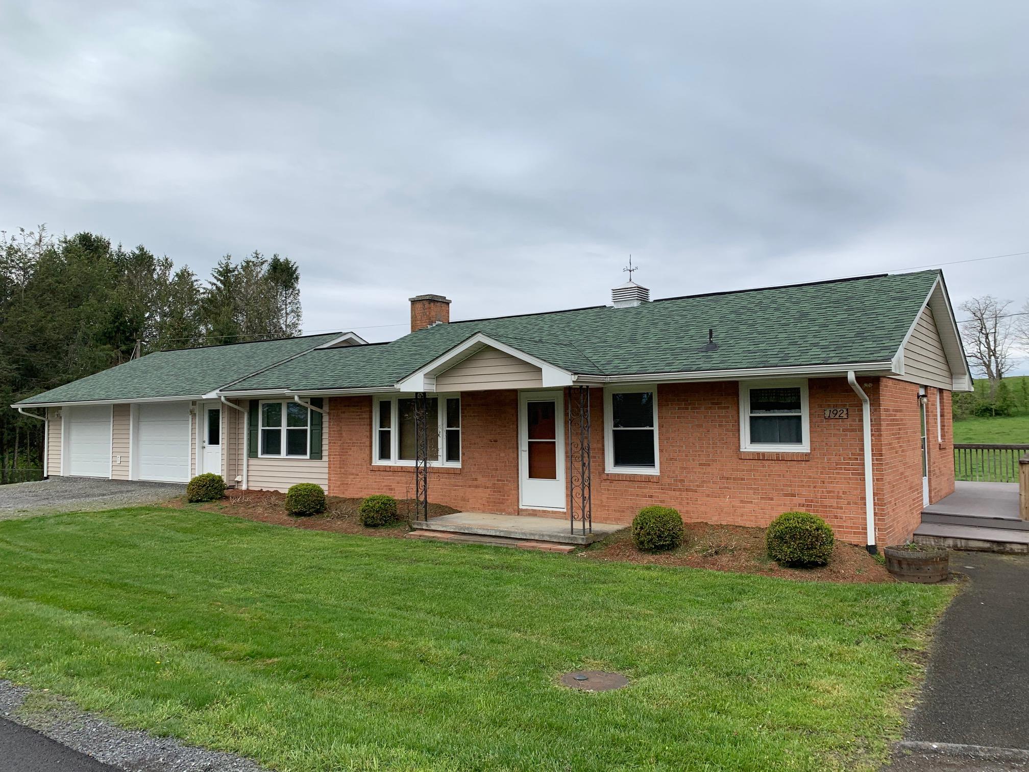 192 Maxwelton Post Office Road Lewisburg, WV 24901 - Photo 1 of 37 Gallery Image 1