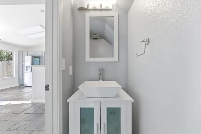 $465,000 | 3904 Creedmoor Avenue, Modesto, CA 95357