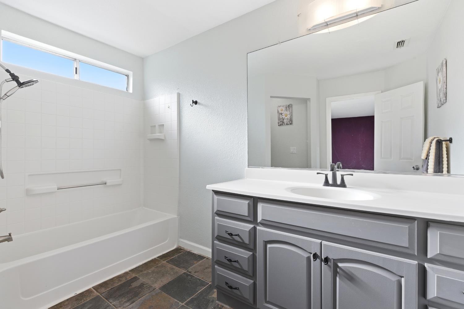 3904 Creedmoor Avenue Modesto, CA 95357 - Photo 16 of 33