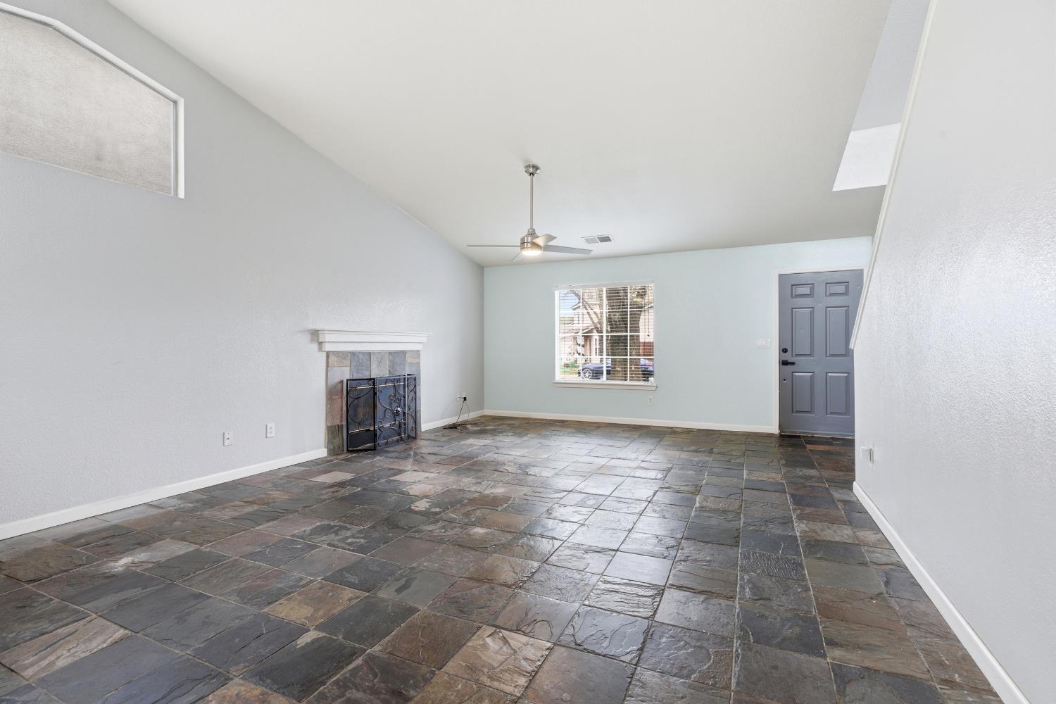 3904 Creedmoor Avenue Modesto, CA 95357 - Photo 8 of 33