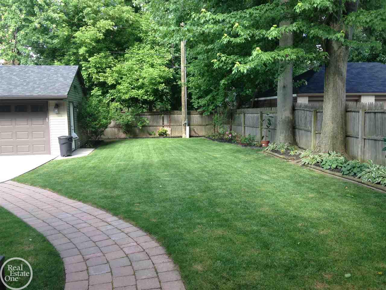 380 Neff Road Grosse Pointe, MI 48230 - Photo 36 of 39
