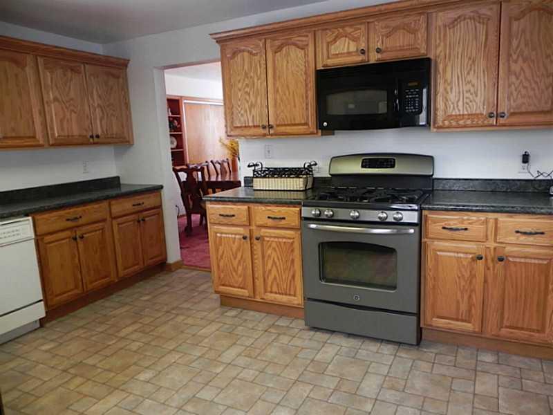430 Bear Road Worthington, PA 16262 - Photo 8 of 22 Kitchen.