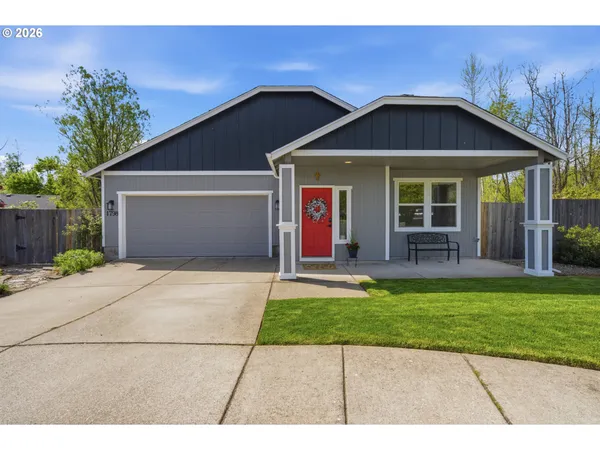 $459,900 | 1798 South 57th Place, Springfield, OR 97478