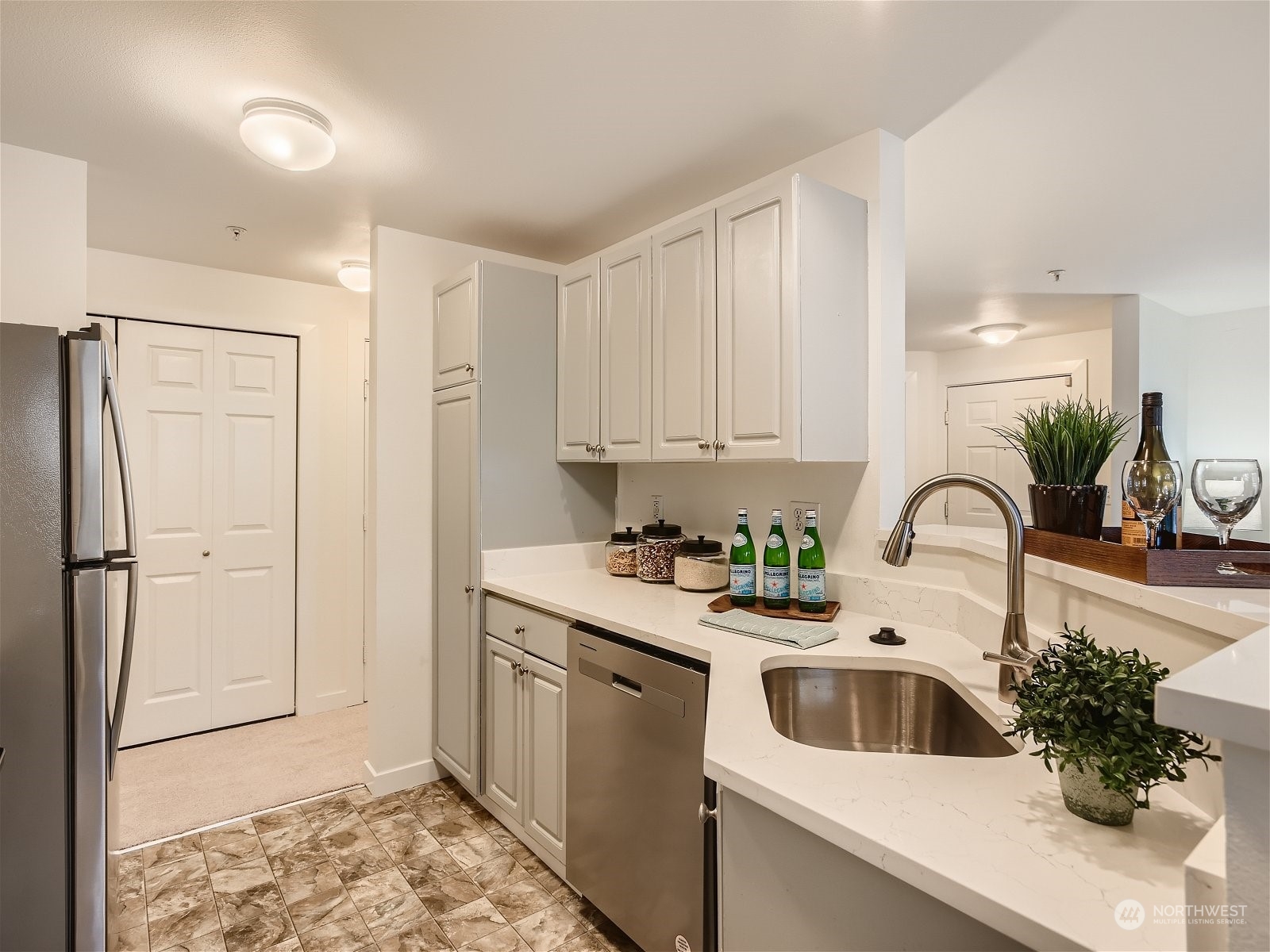10824 Southeast 170th Street, Unit B101 Renton, WA 98055 - Photo 11 of 29 Gallery Image 11