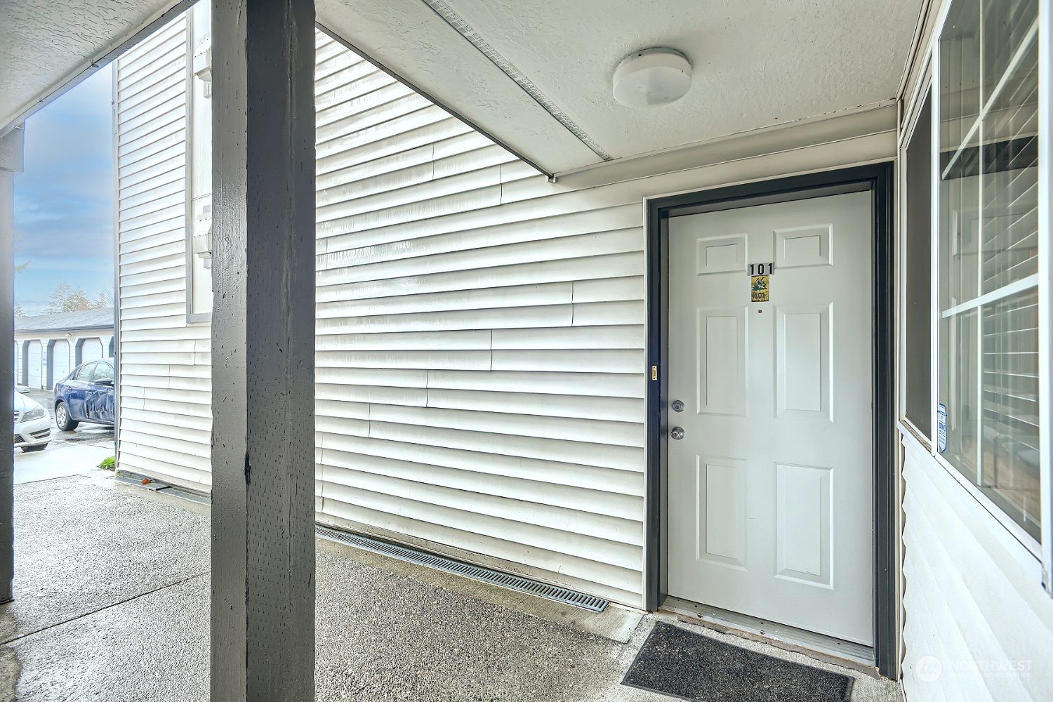 10824 Southeast 170th Street, Unit B101 Renton, WA 98055 - Photo 3 of 29 Gallery Image 3