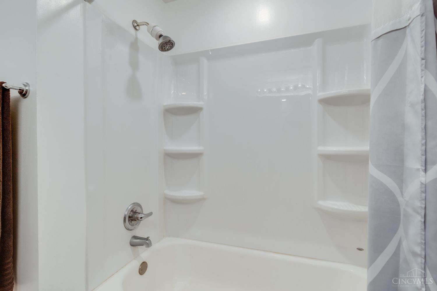 6250 Howe Road Middletown, OH 45042 - Photo 19 of 38 Gallery Image 19