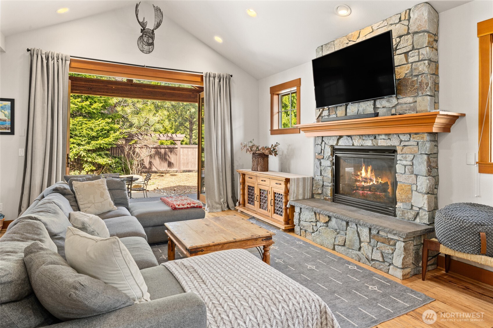 403 Sweet Shop Lane Cle Elum, WA 98922 - Photo 4 of 40