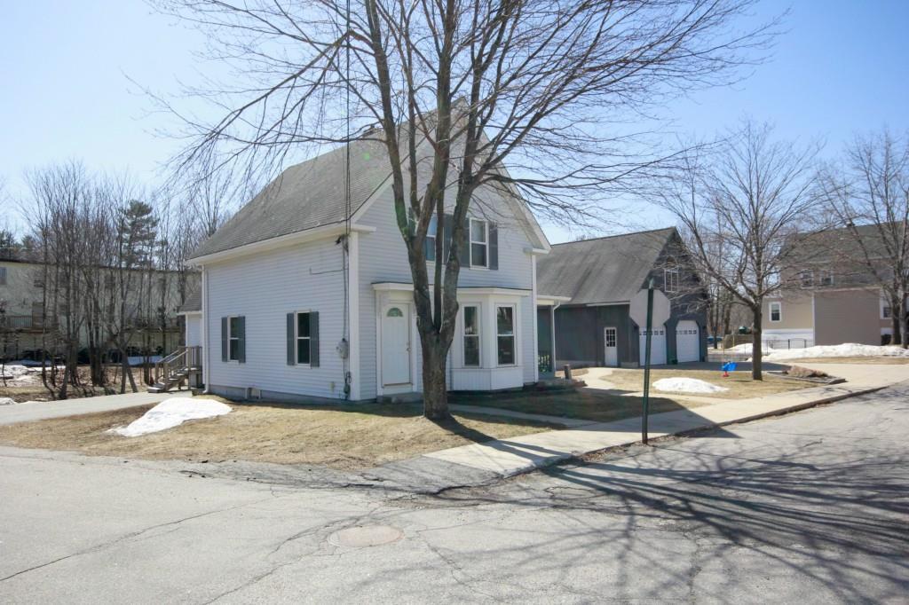 11 George Street Springvale, ME 04083 - Photo 7 of 32 Photo