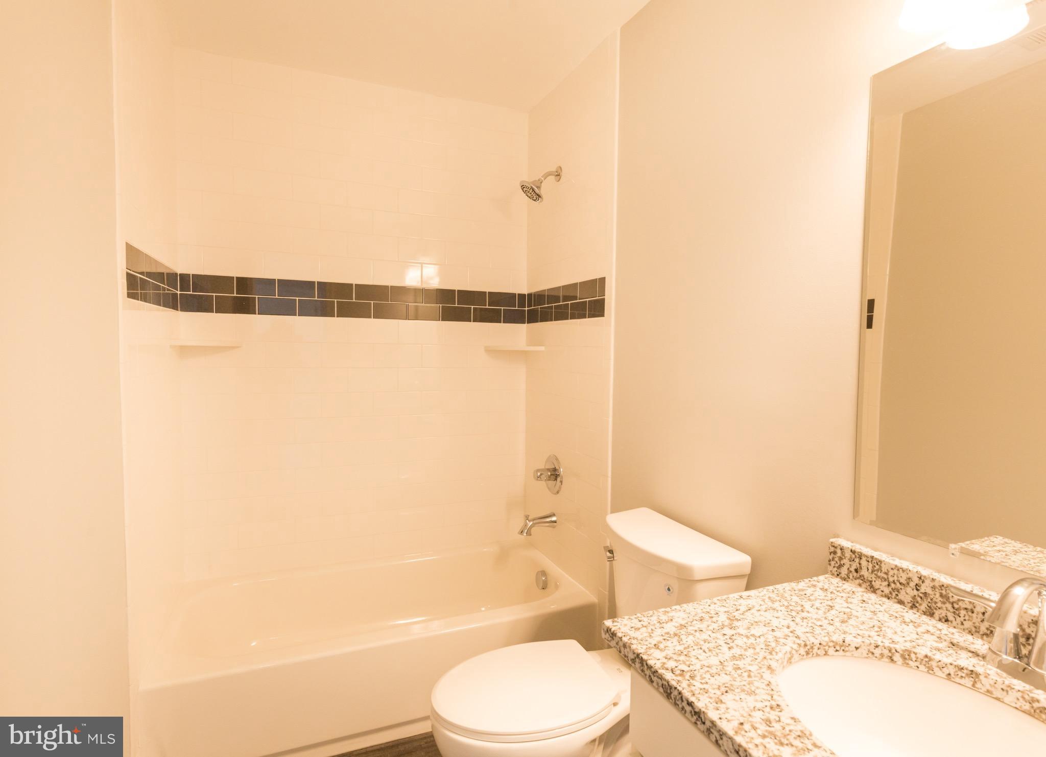 3307 Sollers Point Road Baltimore, MD 21222 - Photo 23 of 29 Bath
