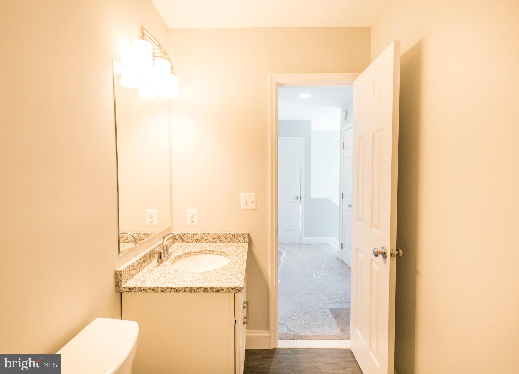3307 Sollers Point Road Baltimore, MD 21222 - Photo 24 of 29 Bath