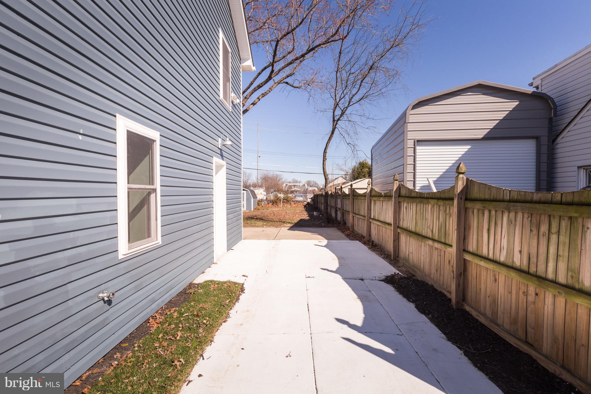 3307 Sollers Point Road Baltimore, MD 21222 - Photo 28 of 29 Exterior (Rear)