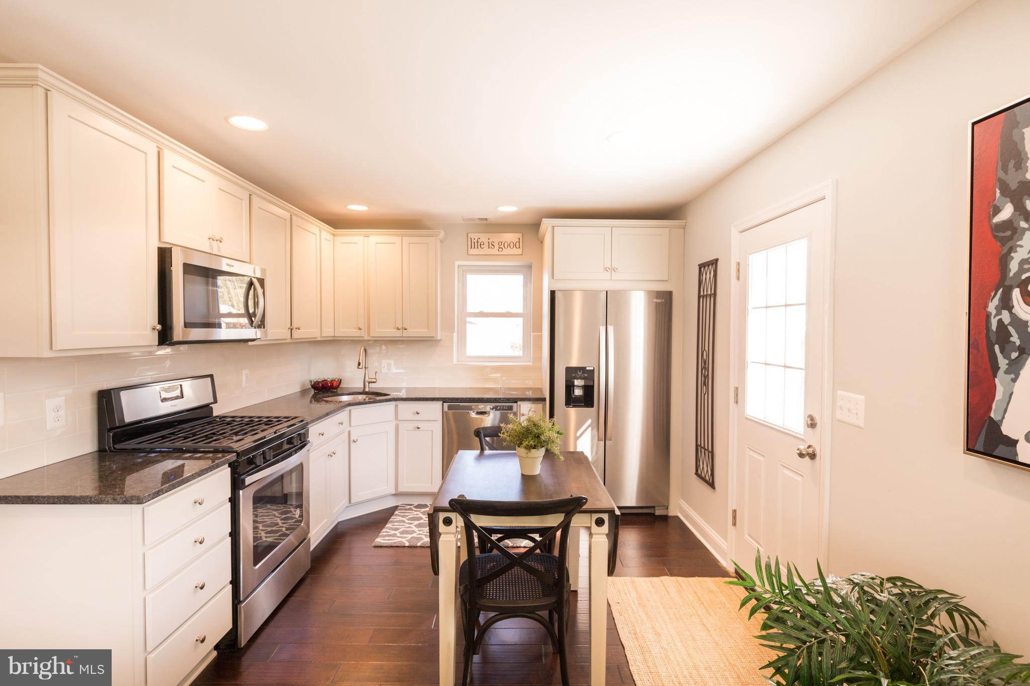 3307 Sollers Point Road Baltimore, MD 21222 - Photo 5 of 29 Kitchen