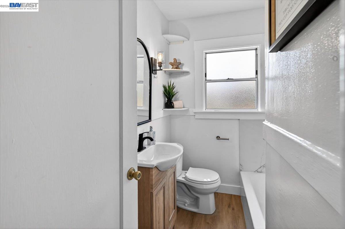 1175 Camelia Street Berkeley, CA 94702 - Photo 39 of 58