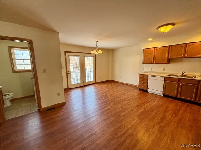 $1,640 | 1696 Orchard Park Road, Unit 1, West Seneca, NY 14224