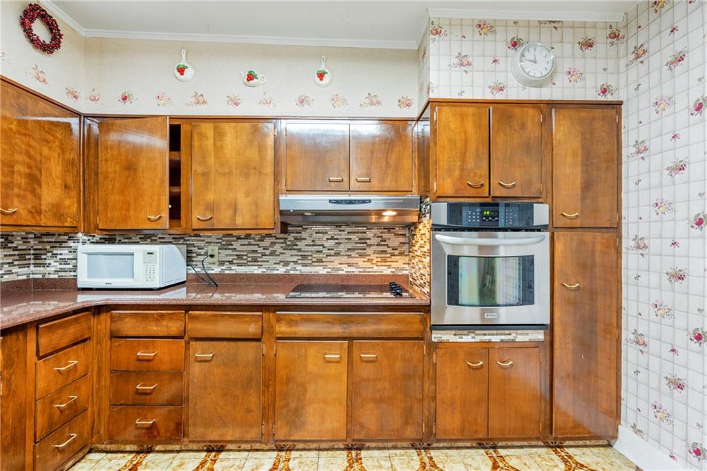 163 Hornaday Road Pittsburgh, PA 15210 - Photo 11 of 25 Gallery Image 11