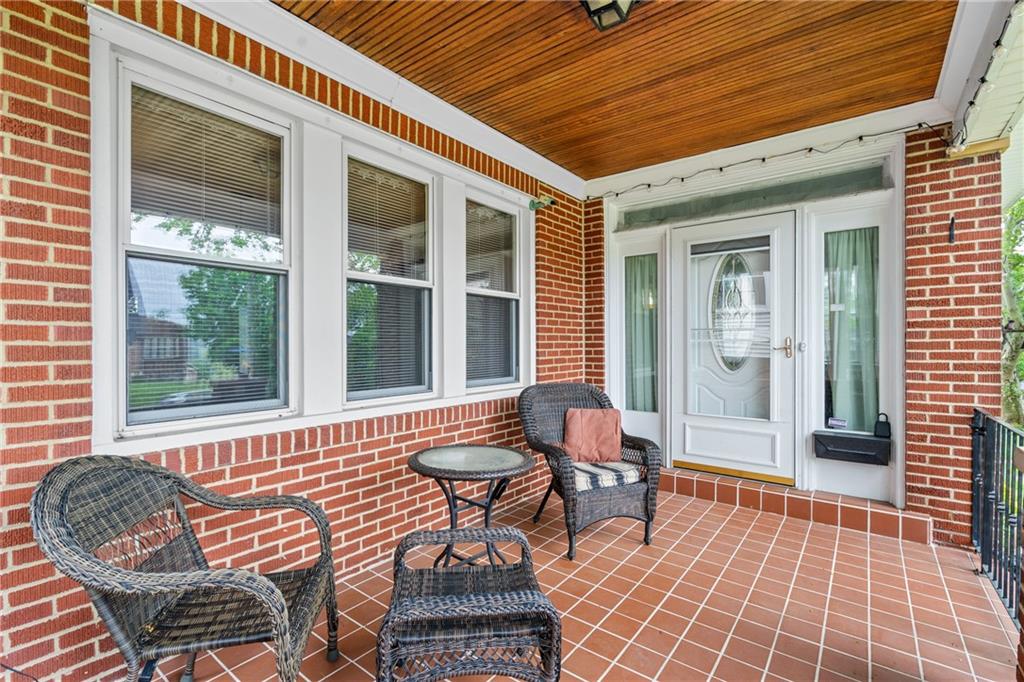 163 Hornaday Road Pittsburgh, PA 15210 - Photo 2 of 25 Gallery Image 2