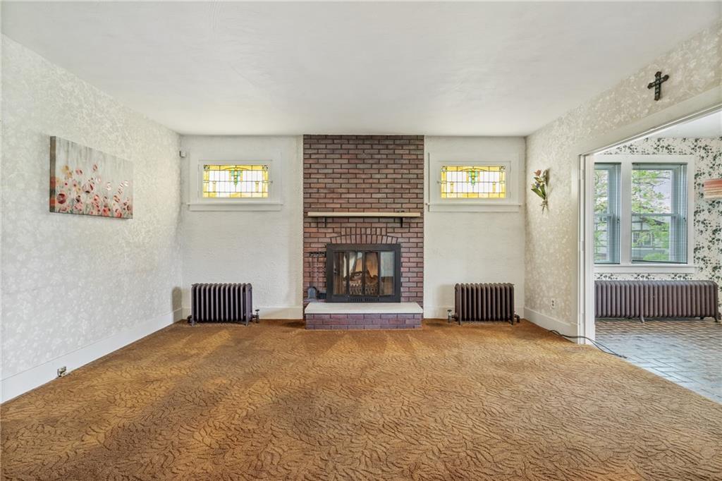 163 Hornaday Road Pittsburgh, PA 15210 - Photo 4 of 25 Gallery Image 4